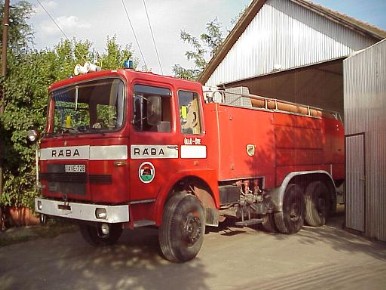 p011_1_00.jpg